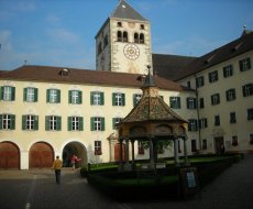 Bolzano. Chiostro monastero a Bolzano