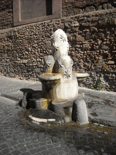 Fontana dei Monti