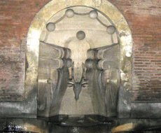 Fontana dei Libri. Fontana al Sant'Eustacchio