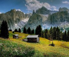 Val de Mezdi Colfosco Corvara Bz. Le Dolomiti d'Alto Adige patrimonio dell'UNESCO