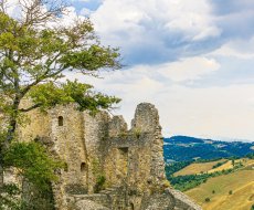 Castello di Canossa (RE). Le rovine del castello