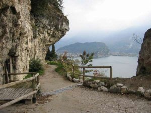 Passeggiate sul Lago di Garda - Foto 14