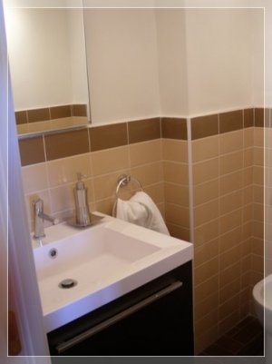 Foto bagno camera Lilla e camera Verde (sono due bagni uguali nell'arredo)
