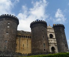 Maschio Angioino - Castel Nuovo. Castello medievale del Maschio Angioino