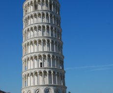 Torre di Pisa. La torre pendente