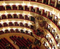 Teatro di San Carlo. La platea con il palco reale