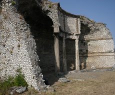 Santuario della Fortuna Primigenia e Tombe. Rovine del Santuario della Fortuna primigenia dell'emiciclo