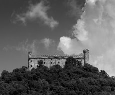 Castello di Montalto. Il Castello Medioevale di Montalto Dora