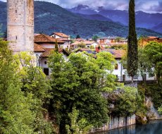 Cividale del Friuli. Il paese sul fiume