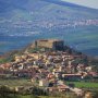 View photos of Lagopesole and find out what to visit in Lagopesole
