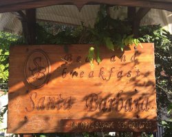 Francesca  Arpino ist der Besitzer von Santa barbara bed and breakfast